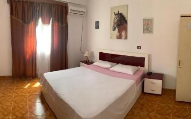 Feti Xhone Apartment