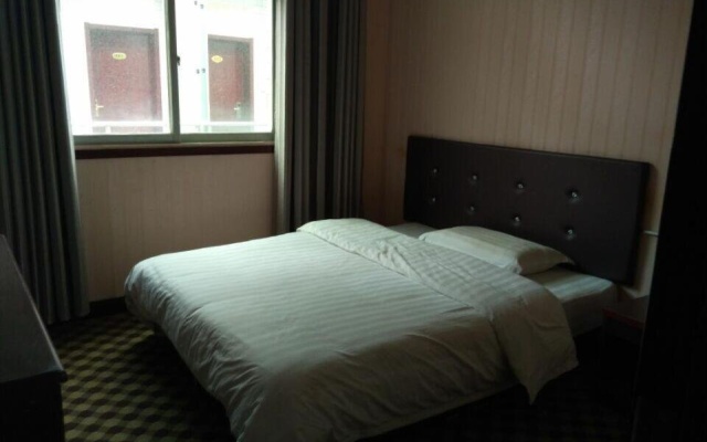 Tianci Business Hotel Passenger Station Branch – Guest Rooms – Xi'an