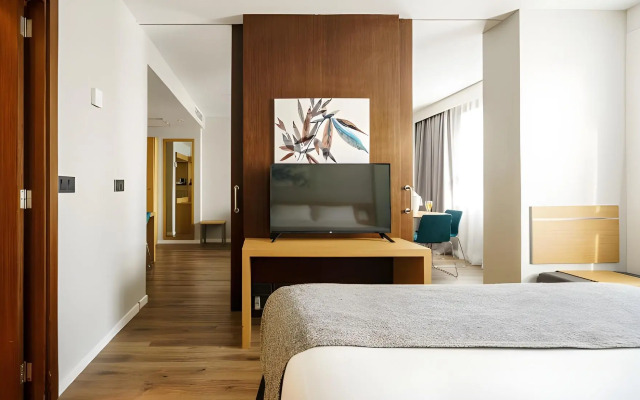 Hotel ILUNION Valencia 4