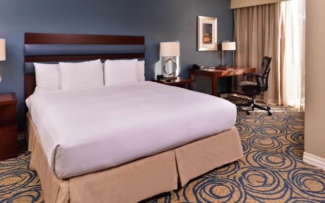 DoubleTree by Hilton Hotel Tampa Airport-Westshore