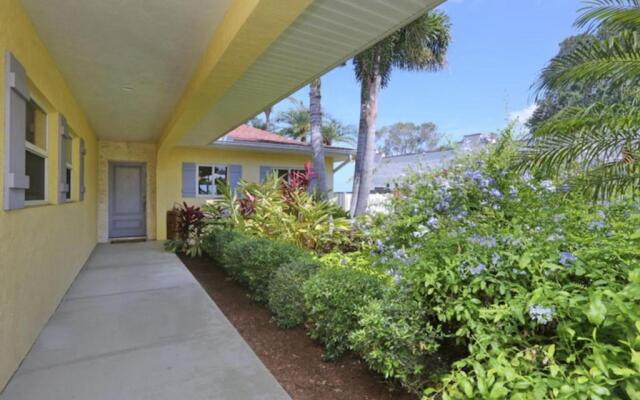 Sarasota - Dunmore 8730