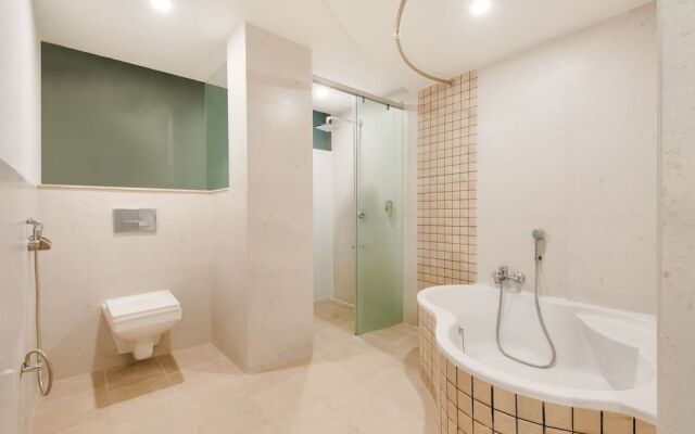 OYO Townhouse 228 Hotel Alana