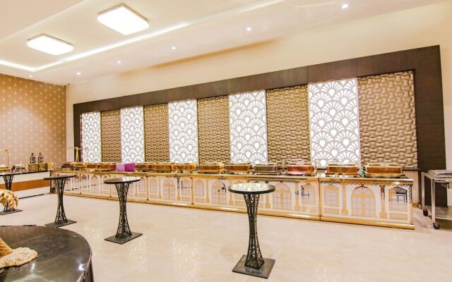 Fabhotel Prime Royal Maple