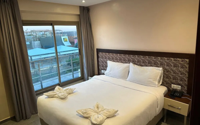 Oceana Mazagan Suites Hotel