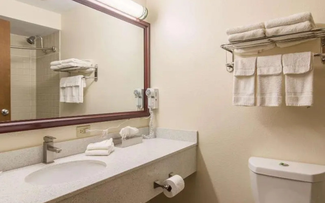 Quality Inn I-70