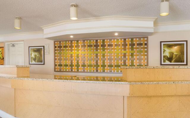 La Quinta Inn by Wyndham Denver Cherry Creek