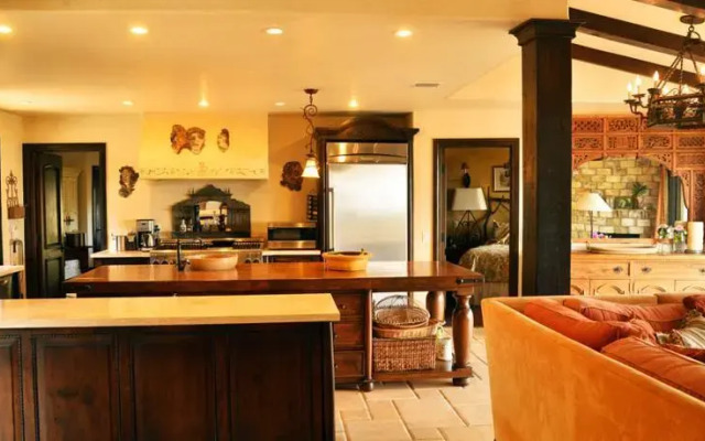 Malibu Tuscany Villa