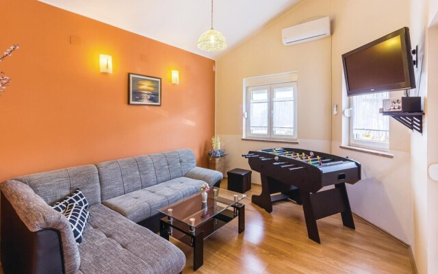 Beautiful Home in Betiga With Wifi and 4 Bedrooms