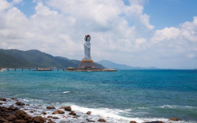 Sanya Nanshan Hotel