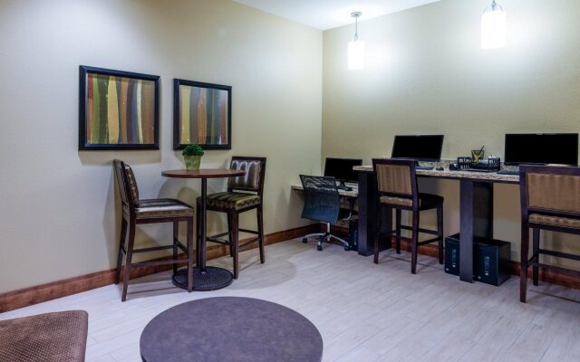 Staybridge Suites Eau Claire - Altoona by IHG