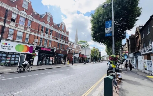 1-bed Apartment in Ealing