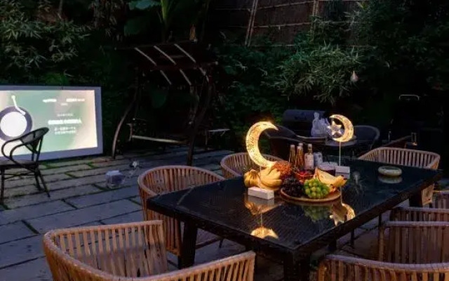 A Zhong's Home Garden Hotel