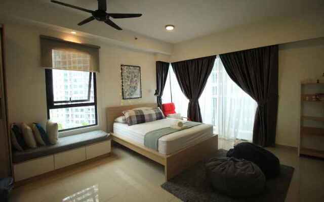 Sinar Rasa Homestay at I-Soho, I-City