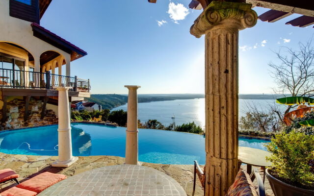 La Villa Vista Bed & Breakfast