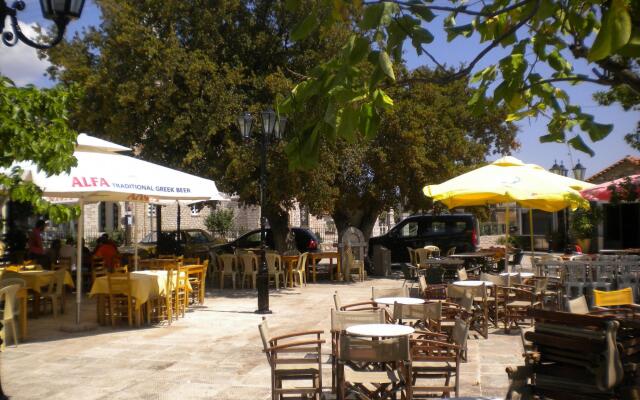 Holiday Home With Garden in Leonidio