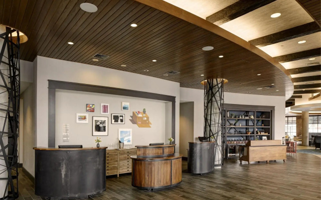 Archer Hotel Boston/Burlington