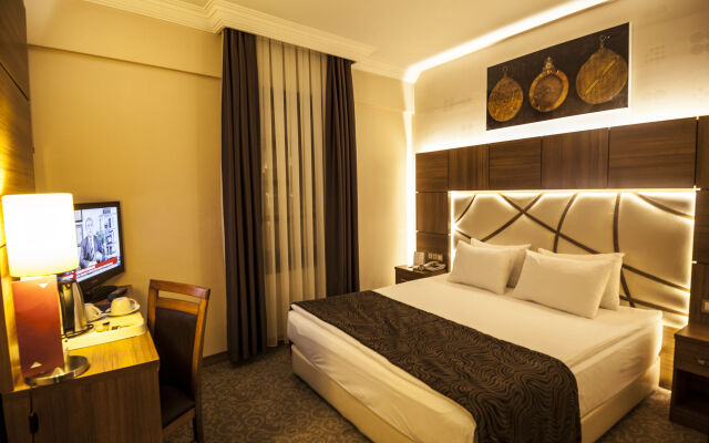 Rumi Hotel