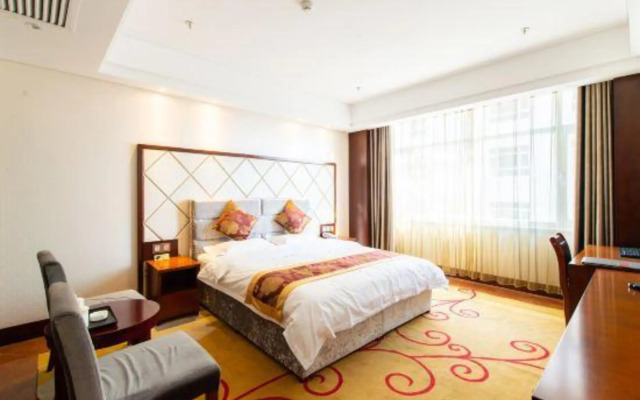 Shixing Hotel