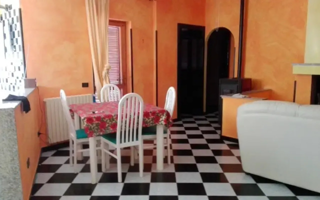 Apartment With 2 Bedrooms in Quartu Sant'elena, With Enclosed Garden and Wifi