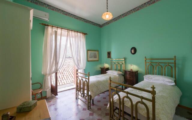 Dimora del Prete di Belmonte - Bed & Breakfast