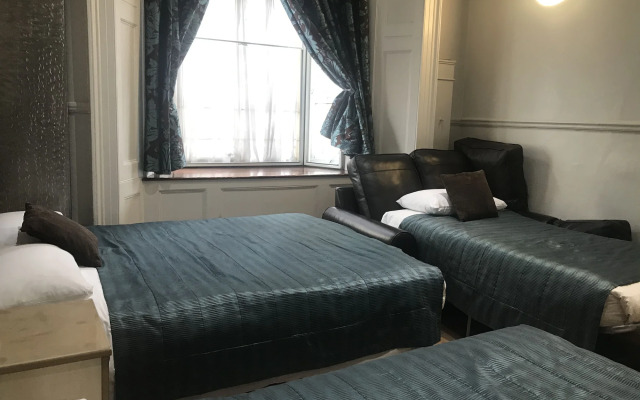 Rhodes Hotel