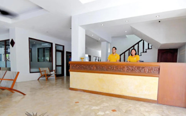 Kuta One Party Hotel