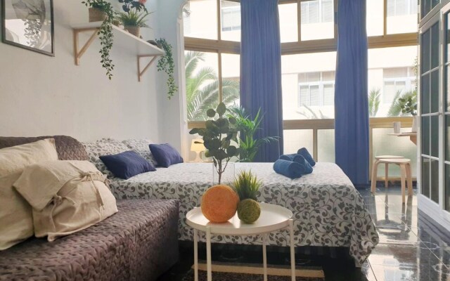 Morote Beach Flat by Canary365