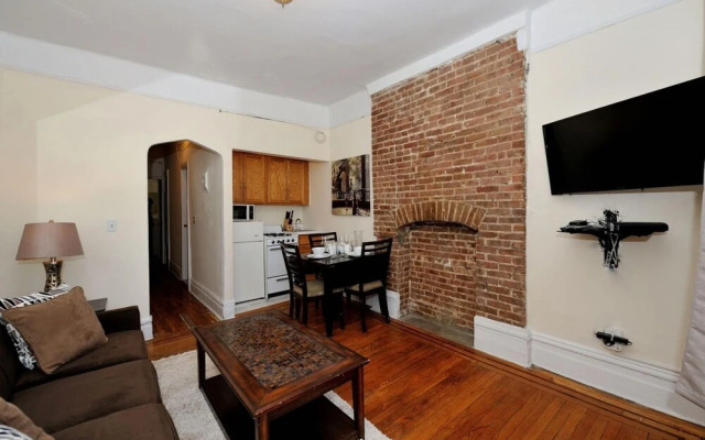 Exotic 1 Bedroom Monthly Apartment