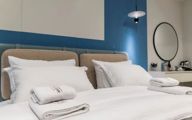 Ambasador Hotel