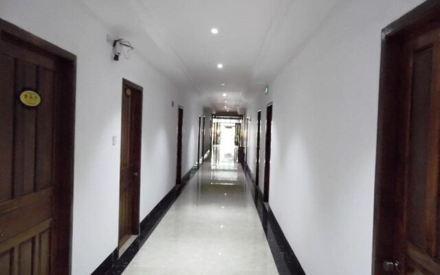 Lao Blossom Hotel