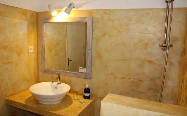 Chantauvent Guesthouse
