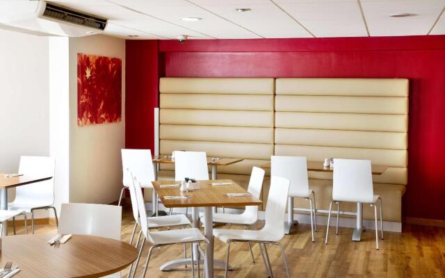 Travelodge Worthing Seafront