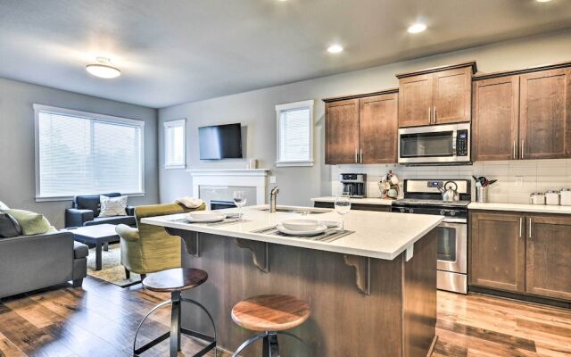 Charming Newberg Home: Walk to Dtwn, Wineries