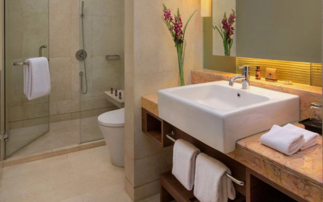 Three Bedroom Apartment, Oakwood Premier Cozmo Jakarta