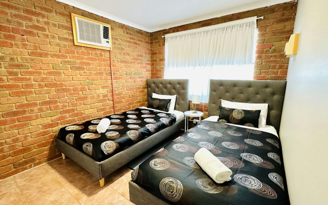 Early Australian Motor Inn – Guest Rooms – Mildura