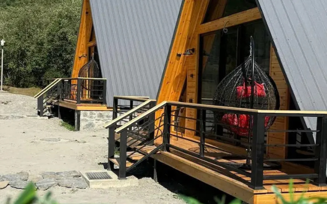 Mestia POV Luxury Cabins
