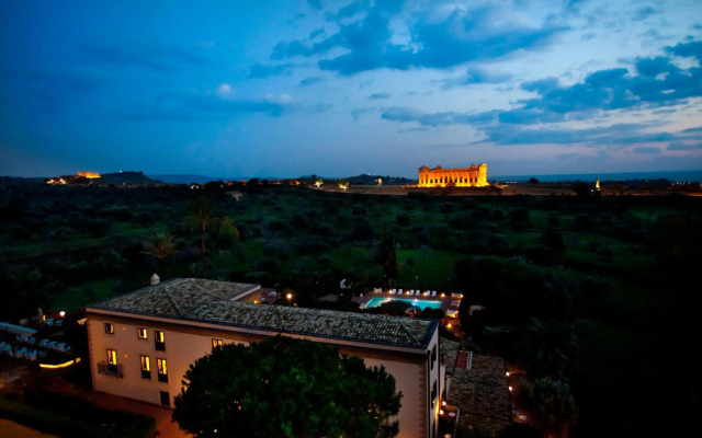 Villa Athena Resort