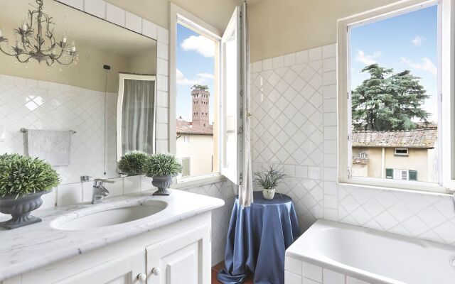 Appartamento Duccio by Vacation in Lucca