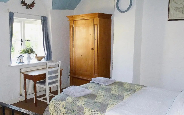 Hollies Cottage