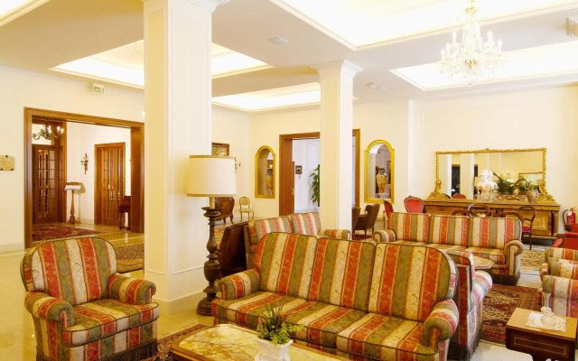 Hotel La Residence & Idrokinesis