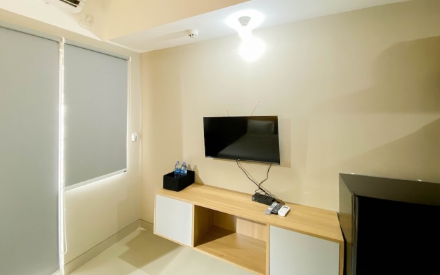 Homey and Well Furnished Studio LRT City Jatibening Apartment – Guest Rooms – Bekasi