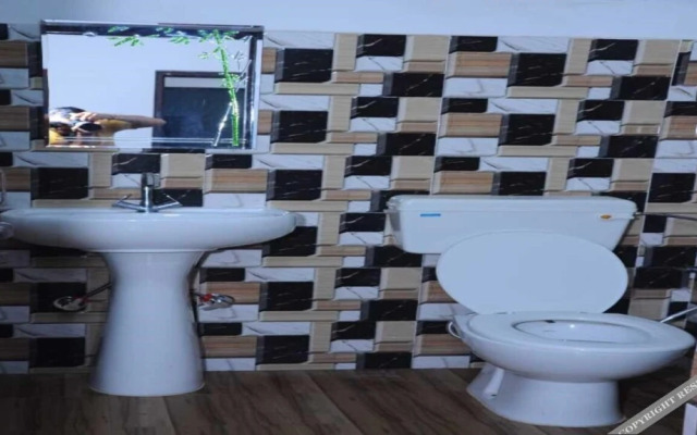 Hotel Lords Paradise