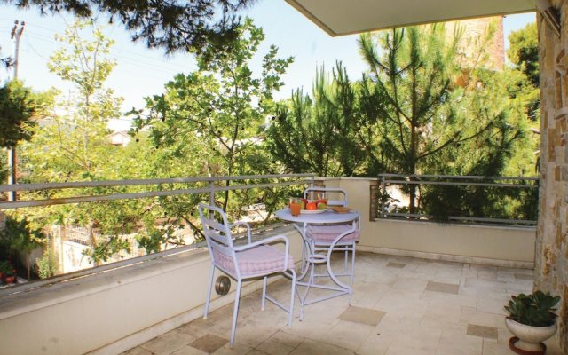 Awesome Home in Artemida With Wifi and 2 Bedrooms