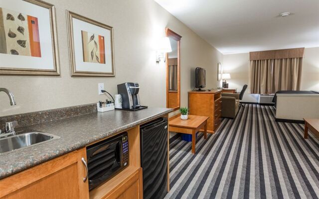 Days Inn And Suites Edmonton Airport