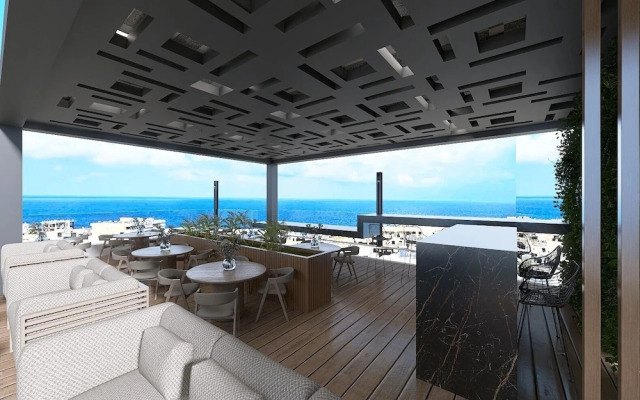 Captain Napoleon Paterakis CPN Luxurious Suites