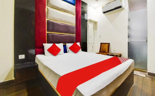 Hotel Double R