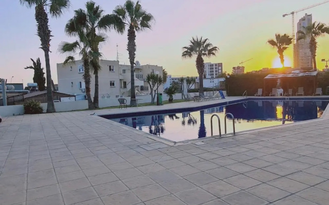 99 LIM - Stay Almeria Apartment