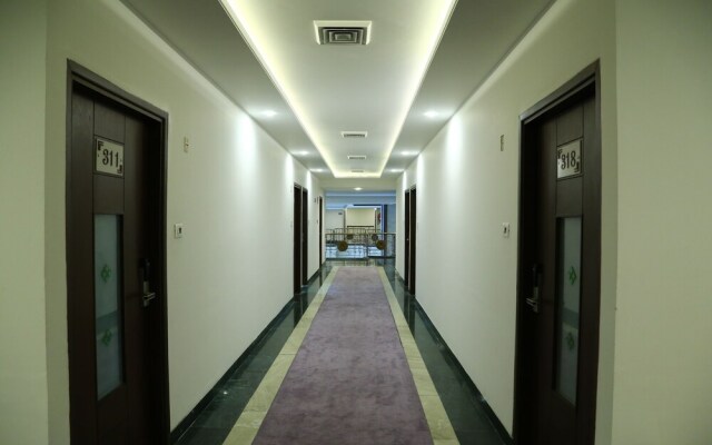 OYO 657 Hotel K C Cross Road