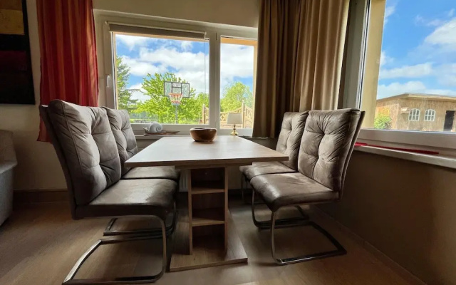 Idyllic Bungalow with Garden in Pepelow near Seabeach