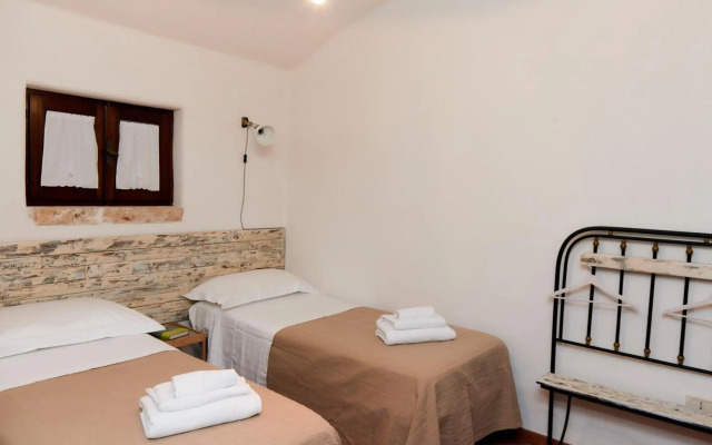 Trullo Cinque Punte